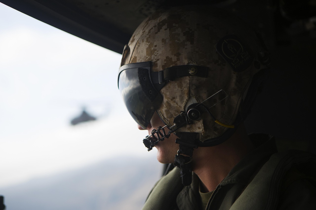 闲鱼实名账号：代理平台的运营模式