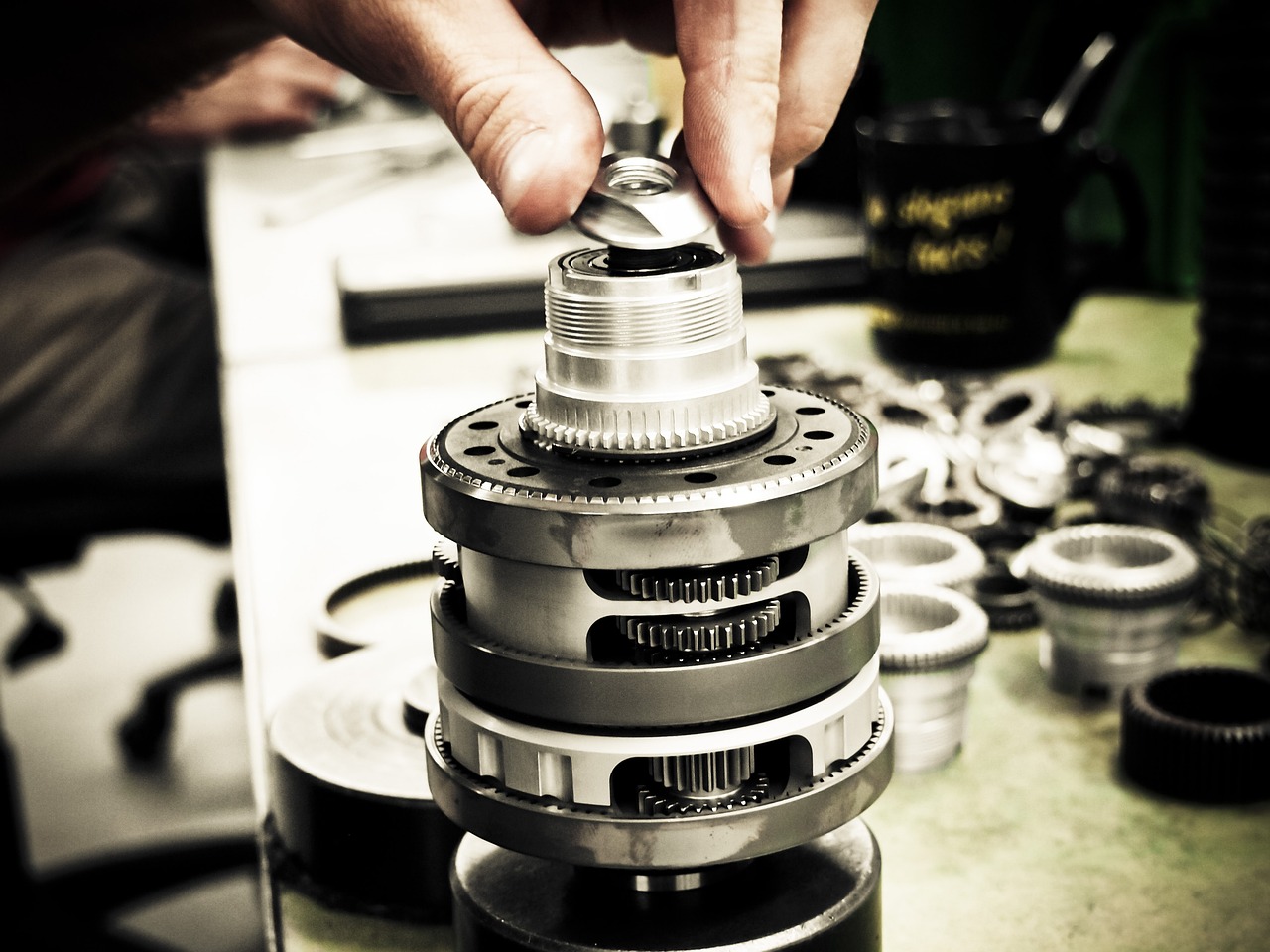 Peel百乐苹果爆珠（细）：股票期权分仓开户平台