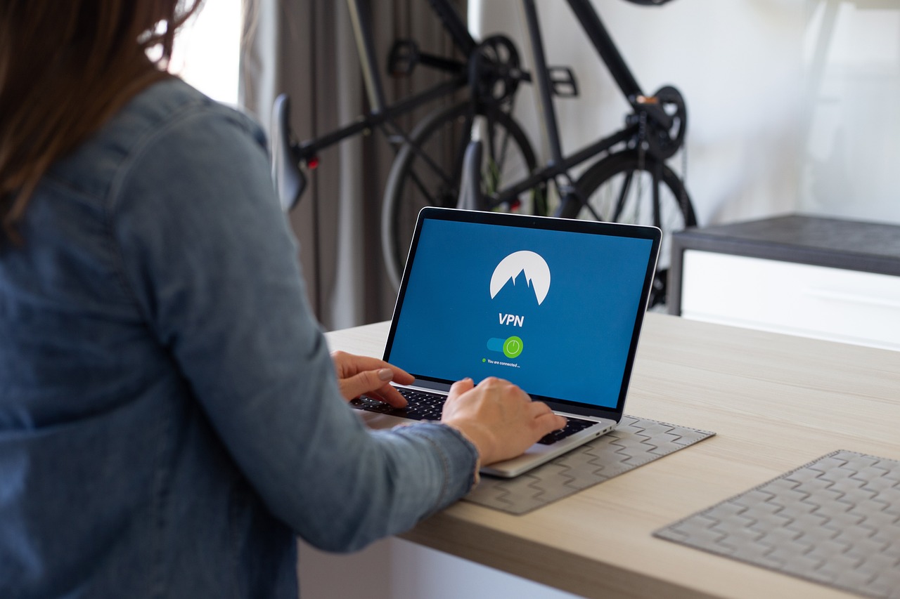 一拳超人：最强之男：期货开户哪个平台安全